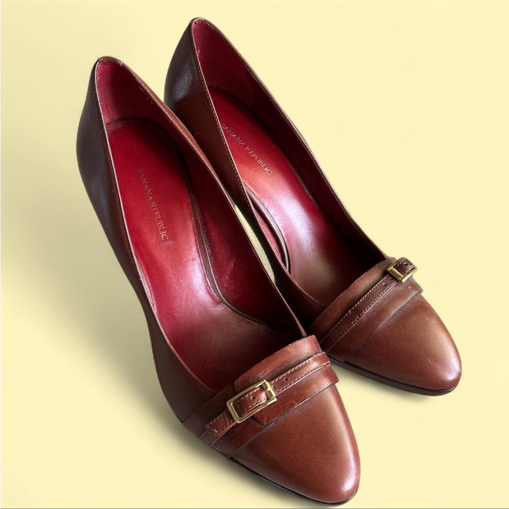 Banana Republic Women's Red Brown Leather Heels